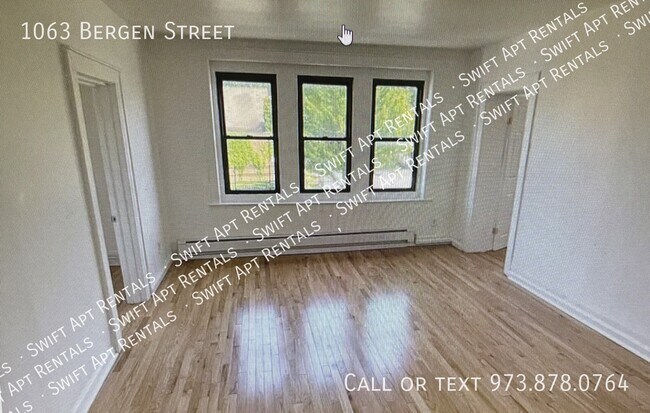 Building Photo - 1063 Bergen St