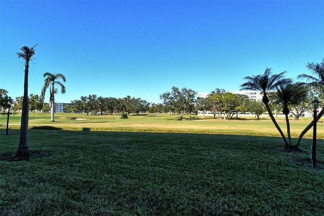 Building Photo - 4550 Pinebrook Cir