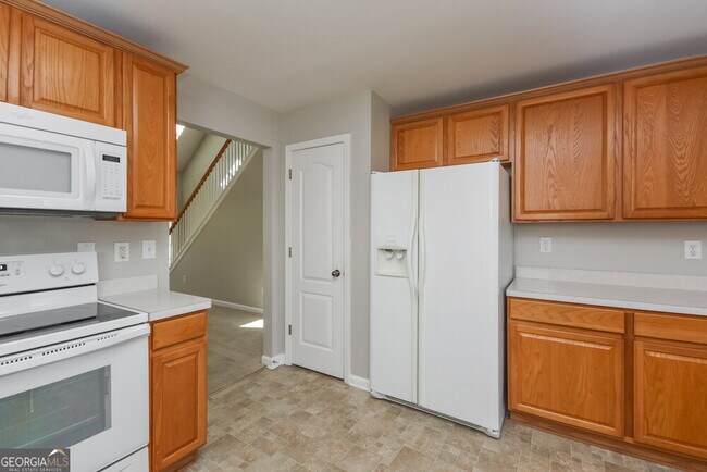 Building Photo - 6492 Grand Hickory Dr