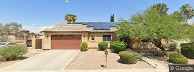 Building Photo - 3002 E Jeanette Ct