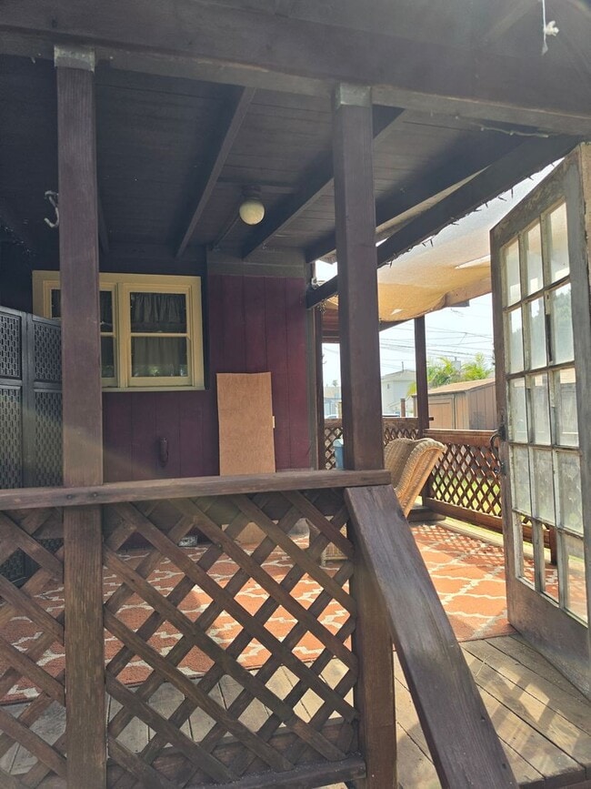 Building Photo - 3 Bedrooms 2 baths Beach House in the City of Imperial Beach!!!!!!