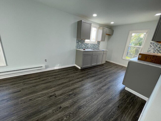 Building Photo - 120 W Owens Ave