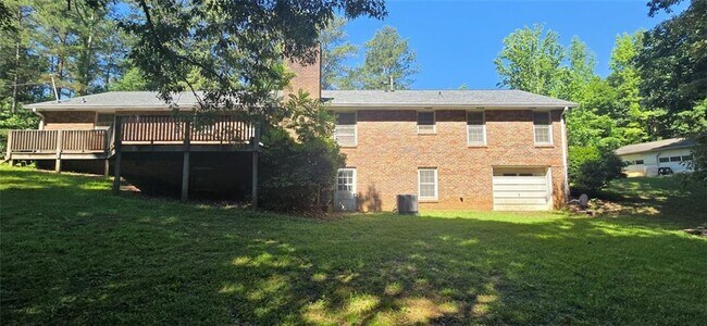 Building Photo - 1132 Shoal Creek Rd