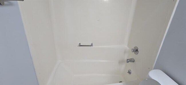 Building Photo - 1127 Spring Meadow Dr