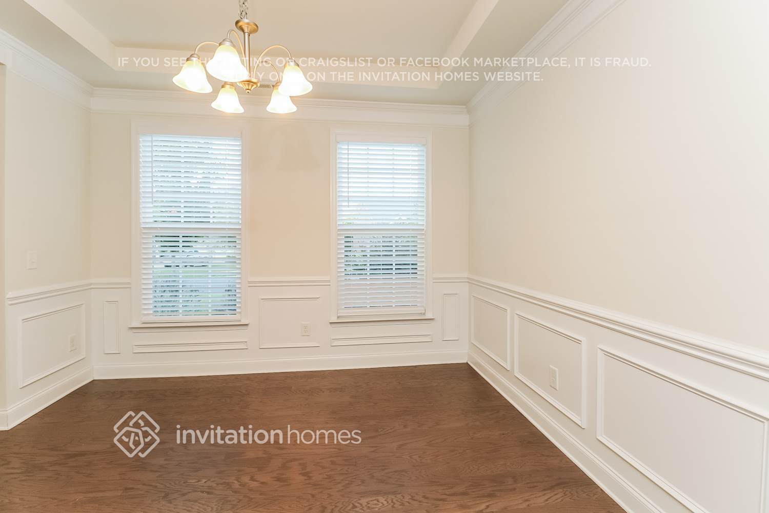 Building Photo - 11350 Cedarvale Farm Pkwy