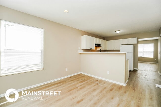 Building Photo - 1600 Tall Meadows Dr