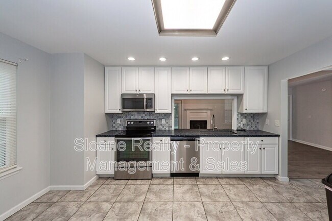 Building Photo - 3618 Walkers Ferry Ln