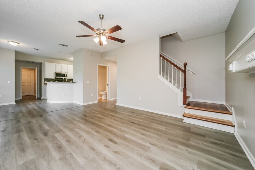 Building Photo - 1043 Gallant Fox Cir S