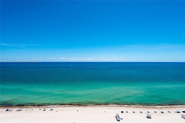 Primary Photo - 5959 Collins Ave
