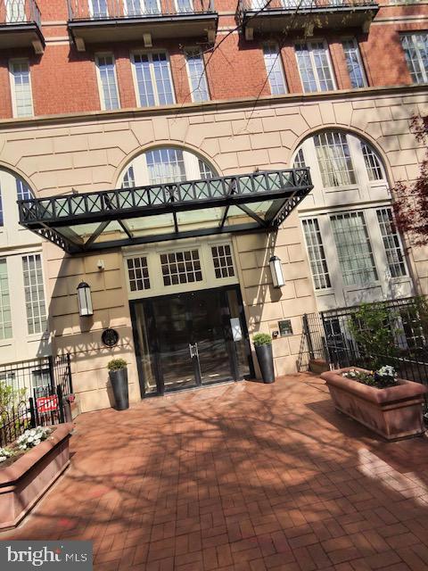 Building Photo - 1441 Rhode Island Ave NW