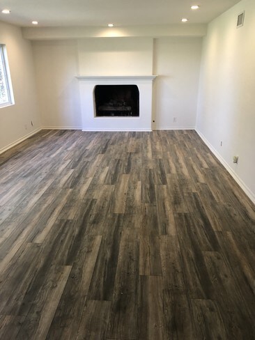 Building Photo - 3388 Coy Dr