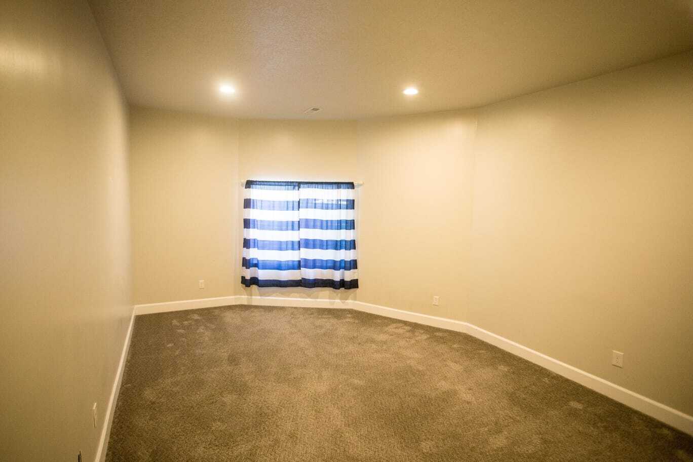 Building Photo - 1364 Northridge Dr