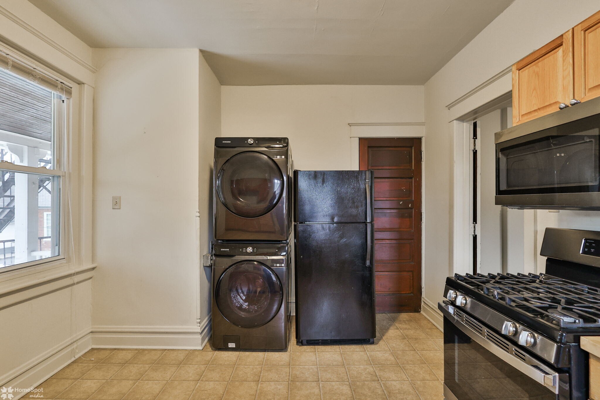 Building Photo - 1629 W Broad St