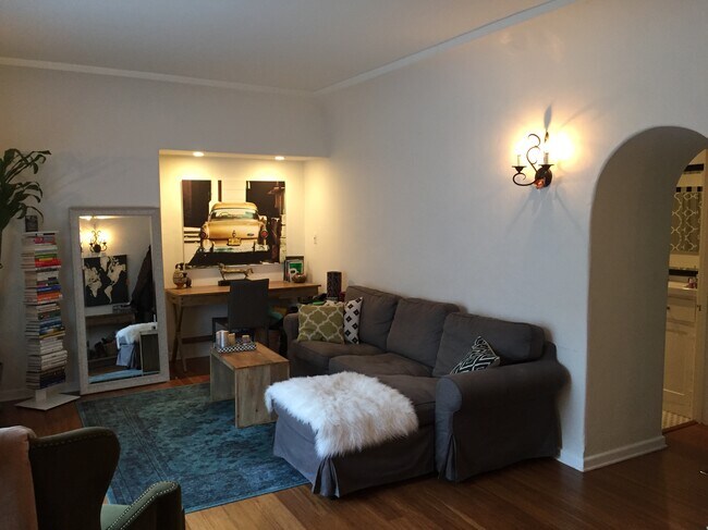 Living Room - 1231 9th St