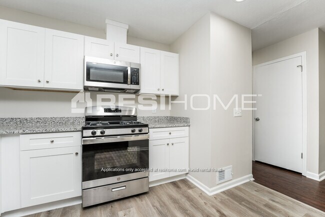 Building Photo - 1763 Stag Dr NW