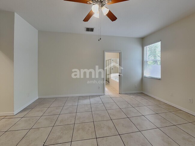 Building Photo - 1130 Cherry Valley Way