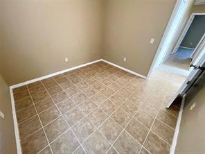 Building Photo - 115 Stefanik Rd
