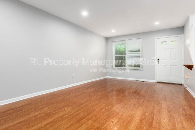 Building Photo - 1340 Baja Ln