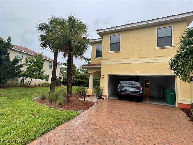Building Photo - 15326 Summit Pl Cir