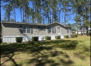 Building Photo - 3 Bed/2 Bath House