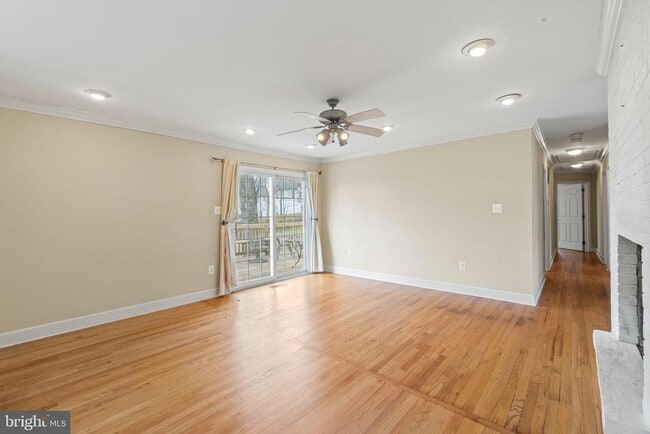 Building Photo - 1818 Panarama Ct