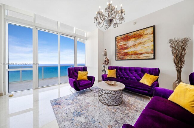 Building Photo - 15811 Collins Ave