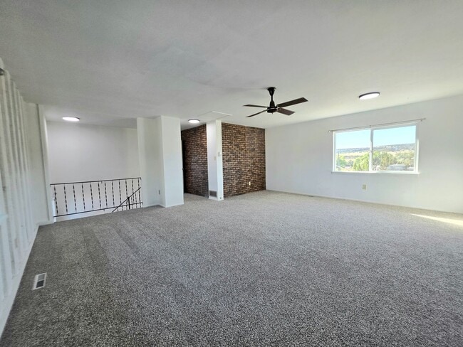 Building Photo - 3279 Lunar Dr