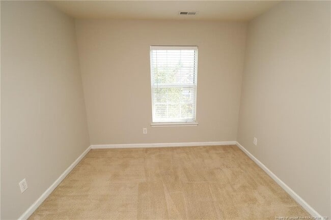 Building Photo - 236 Linden Park Ln