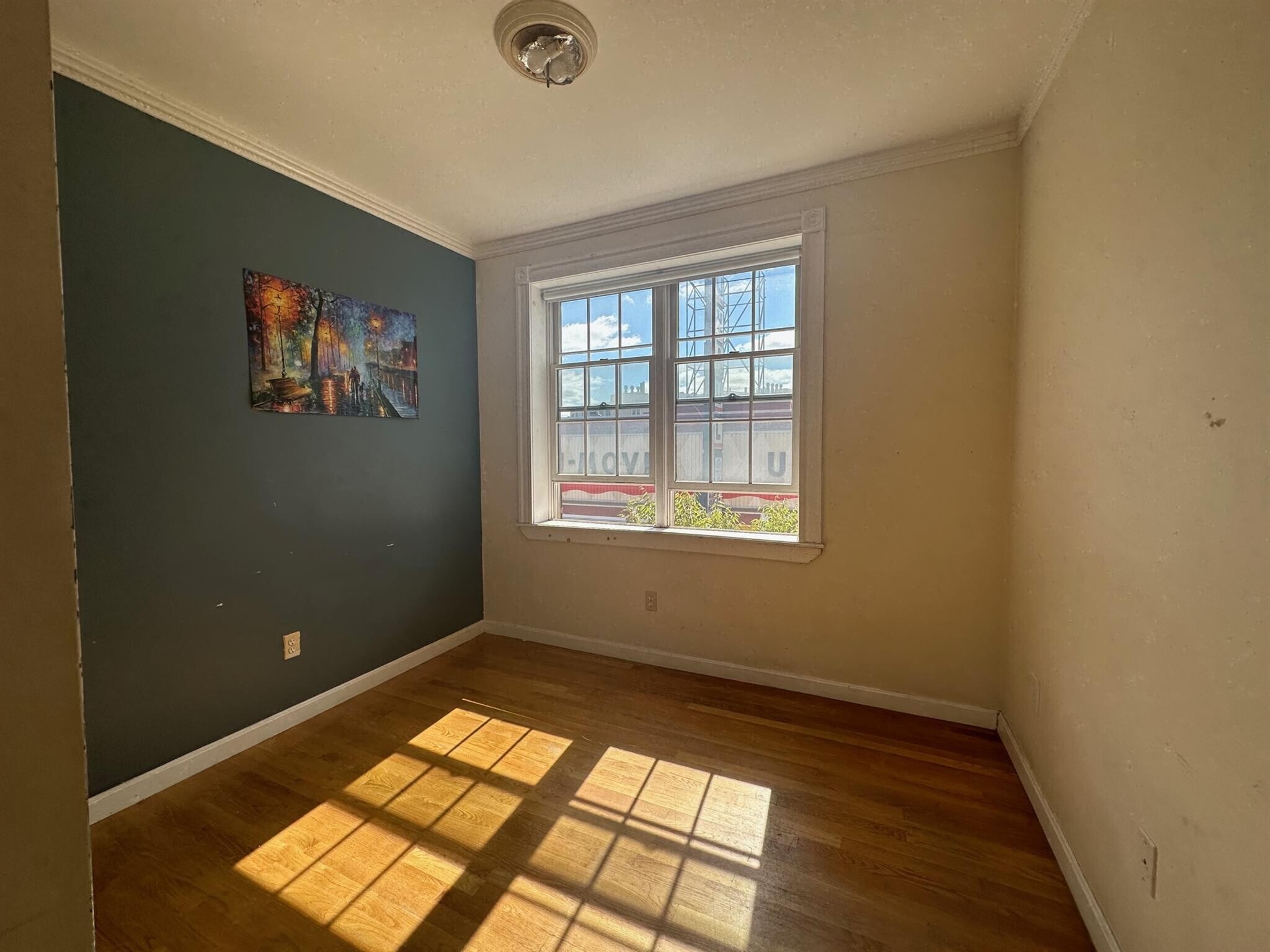 Building Photo - 5 Bishop Allen Dr