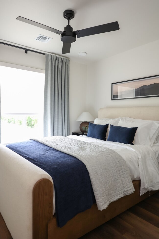 Building Photo - 1745 E Rex Rd