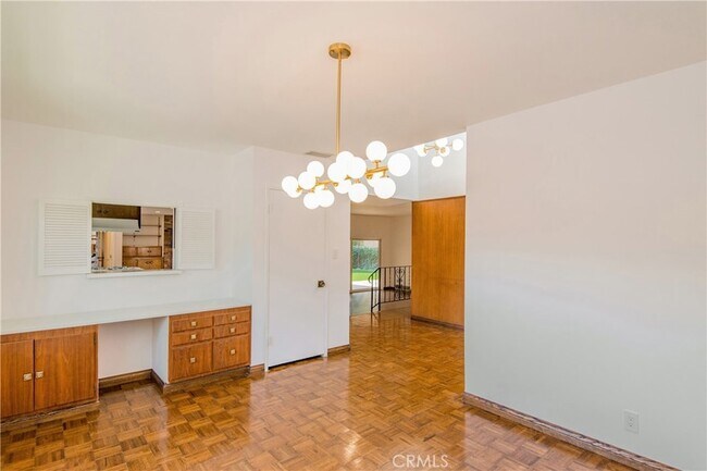 Building Photo - 13104 Magnolia Blvd