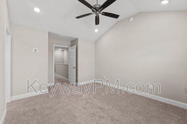 Building Photo - 2024 Denmark Ave SE