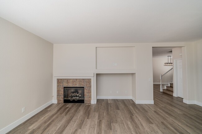 Building Photo - Welcome to 40048 Malacca Way, Murrieta – Y...