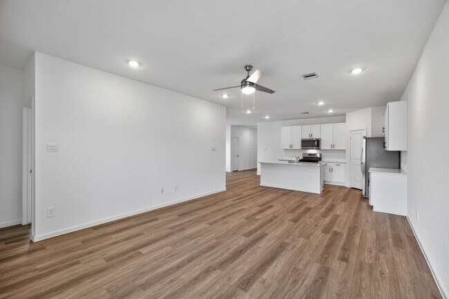 Building Photo - 3033 Brizzo Bch Ln