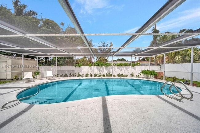 Building Photo - 15010 NE 7th Ave