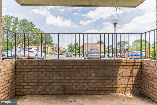 Building Photo - 7598 Gales Ct