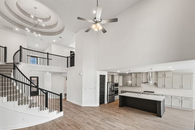 Building Photo - 29024 Red Lp Dr