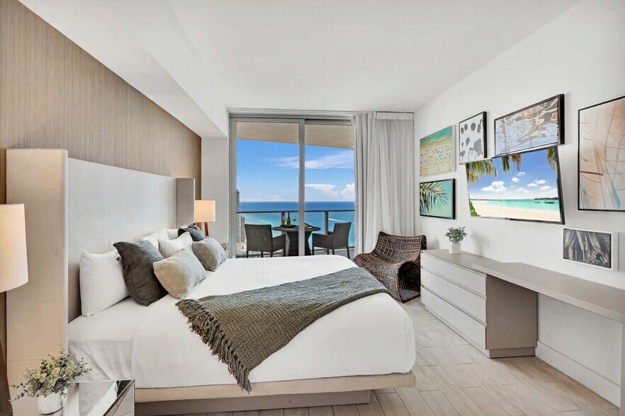 Building Photo - 4111 S Ocean Dr