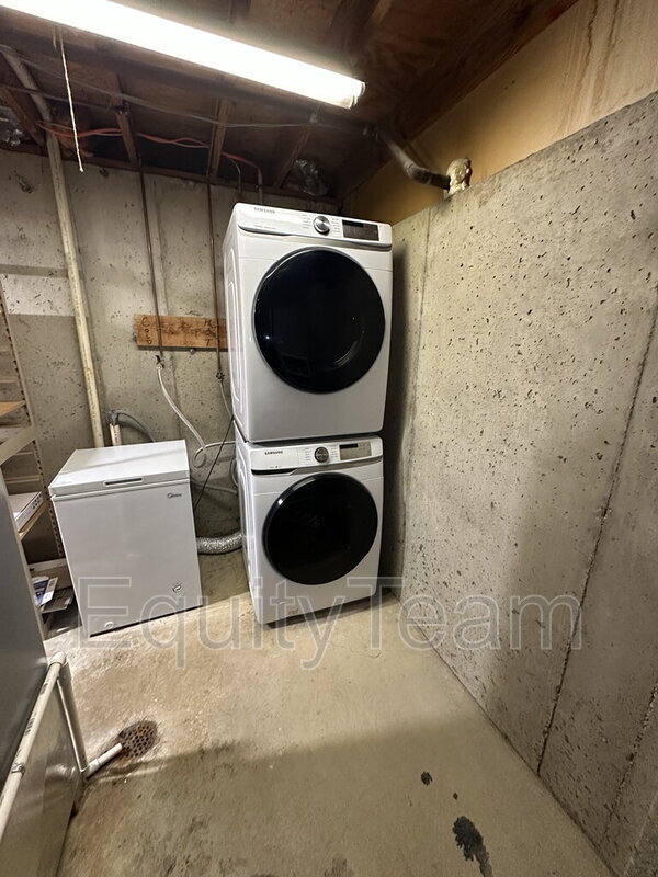 Building Photo - 2877 Mossy Brink Ct