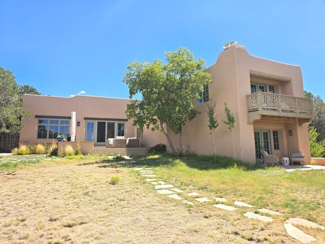 Building Photo - 3876 Old Santa Fe Trail