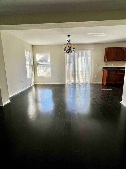 Building Photo - 18916 Randall Pl