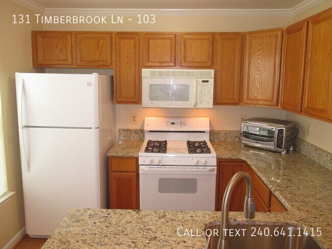 Building Photo - 131 Timberbrook Ln
