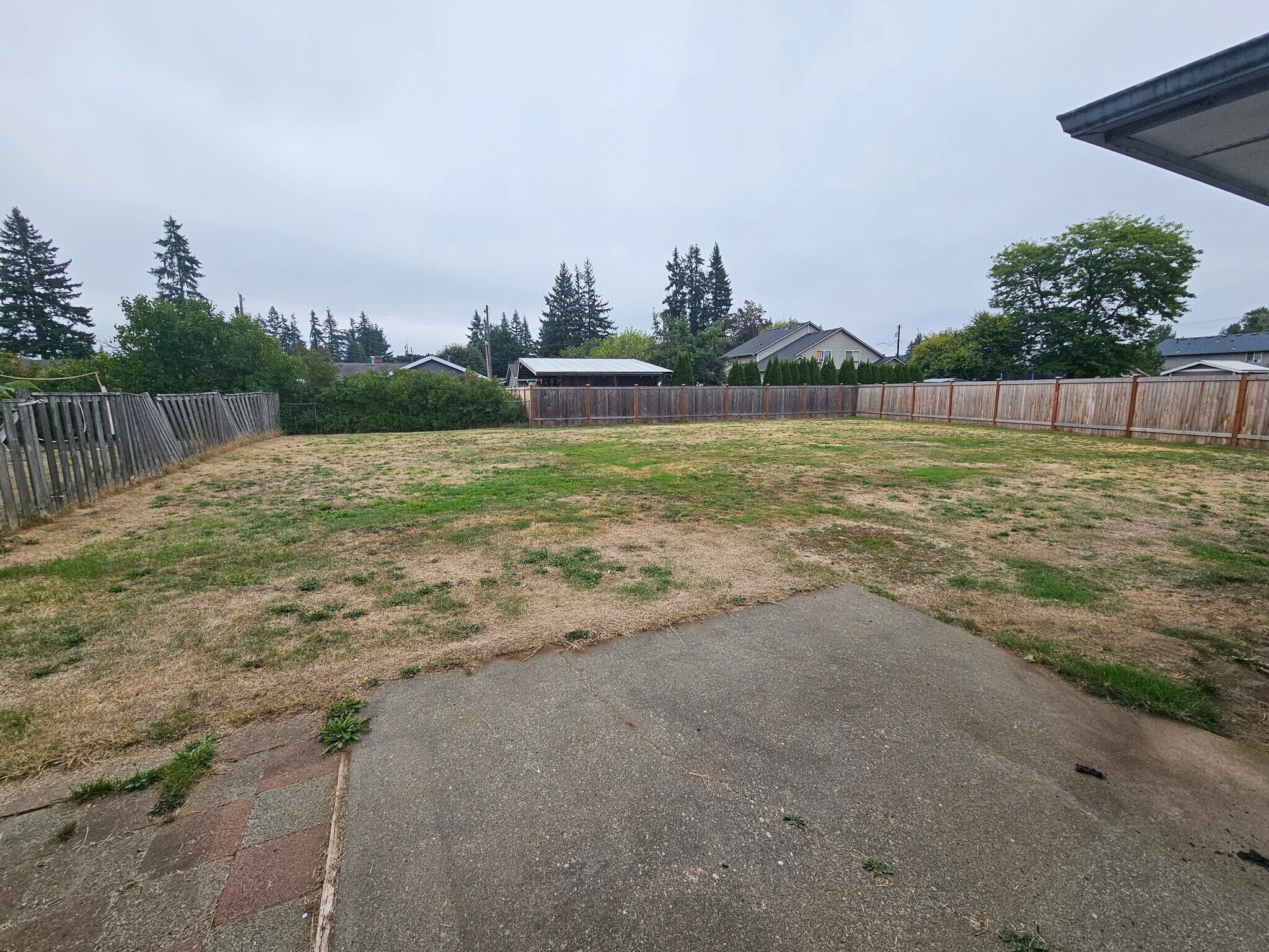 Building Photo - 8505 44th Dr NE