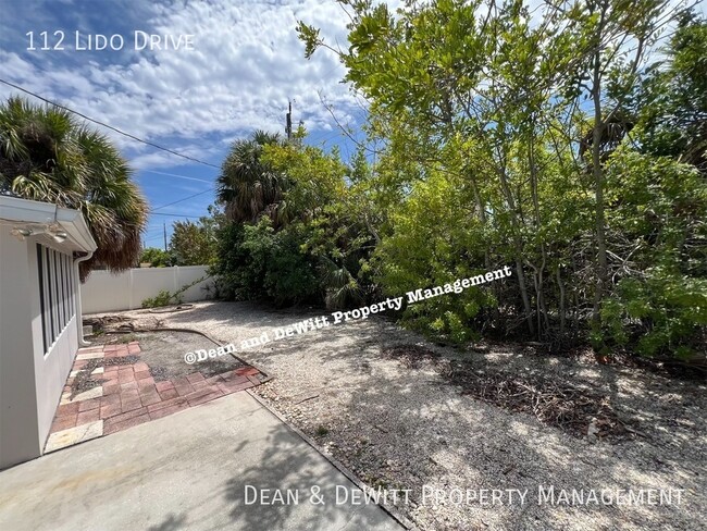 Building Photo - 112 Lido Dr