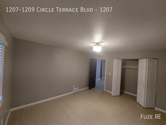 Building Photo - Available NOW! Lower Level 4 Bed / 2 Bath ...