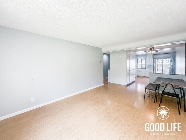 Building Photo - 8754 Wahl St