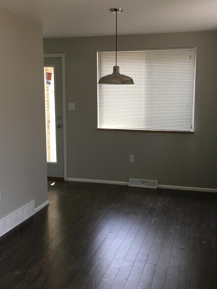 Dining Room - 4848 Garrison St