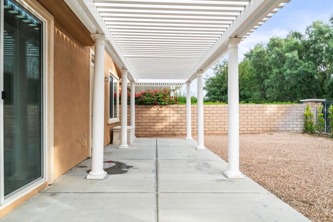 Building Photo - 2651 Desert Breeze Way