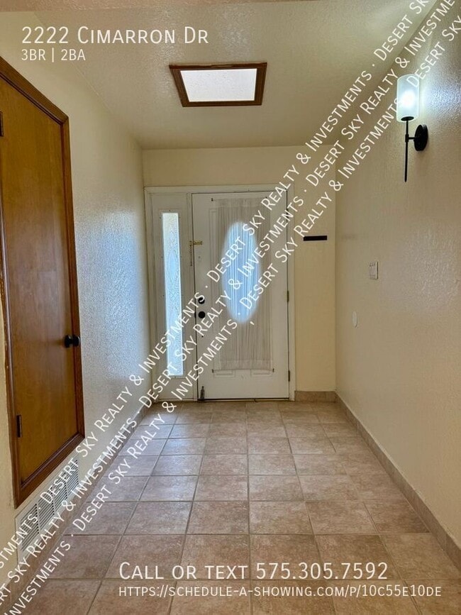 Building Photo - 2222 Cimarron Dr