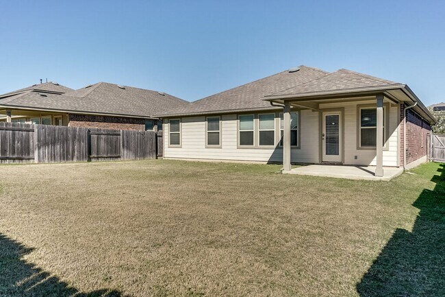 Building Photo - 3401 Pauling Loop